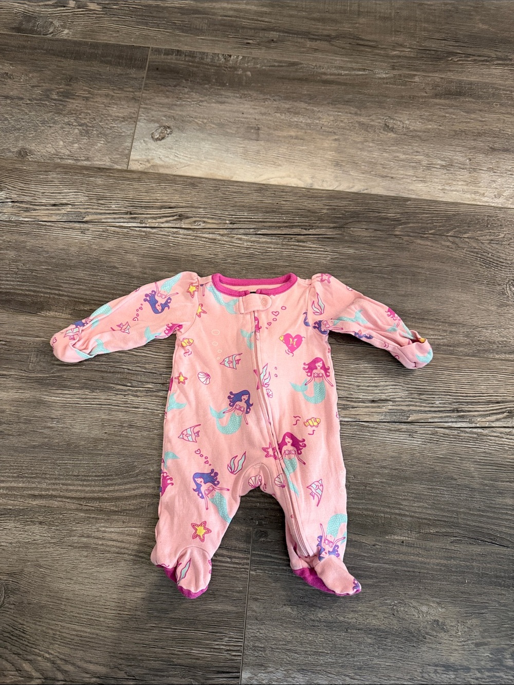 Hurley Pink Mermaid Print One-Piece Footed Pajamas - Kids‎